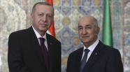 Cumhurbaşkanı Erdoğan ile Cezayir Cumhurbaşkanı Tebbun İsrail&#039;in saldırılarını görüştü