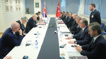 Cumhurbaşkanı Erdoğan, İngiltere Başbakanı Johnson ile bir araya geldi