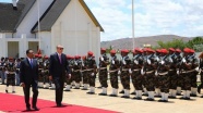 Cumhurbaşkanı Erdoğan Madagaskar'da resmi törenle karşılandı