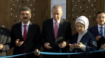 Cumhurbaşkanı Erdoğan, Necat Nasıroğlu Külliyesi'nin açılışını yaptı