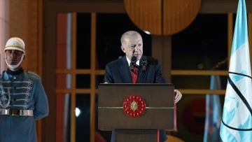 Cumhurbaşkanı Erdoğan: Savunma sanayisindeki başarılarımız dostlarımıza güven aşılarken kem gözlere korku salıyor