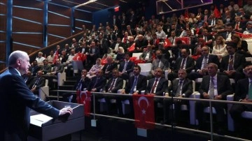 Cumhurbaşkanı Erdoğan Türk vatandaşlarıyla bir araya geldi