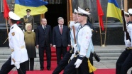 Cumhurbaşkanı Erdoğan Ukrayna&#039;da resmi törenle karşılandı