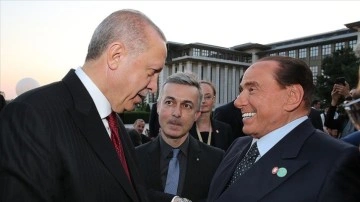 Cumhurbaşkanı Erdoğan, vefat eden eski İtalya Başbakanı Berlusconi için makale kaleme aldı