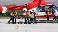 Dağda ayağı kırıldı imdadına ambulans helikopter yetişti