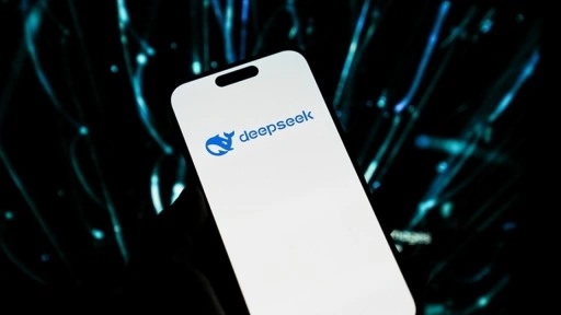 DeepSeek'in internet sitesinde, bazı verileri Çinli telekom şirketine iletebilecek kodlar bulun