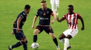 Demir Grup Sivasspor - Medipol Başakşehir maçında gol sesi çıkmadı