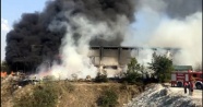 Denizli'de bir binada yangın çıktı!
