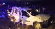 Denizli'de yolcu otobüsü otomobille çarpıştı: 3 yaralı