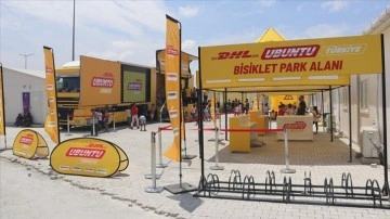 DHL, Hatay'da bisiklet istasyonları ve mobil yeşil enerji modülleri kurdu