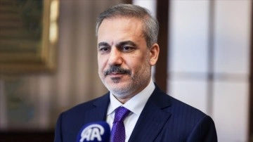 Dışişleri Bakanı Fidan, İran'da cumhurbaşkanı seçilen Pezeşkiyan'ın yemin törenine katılac