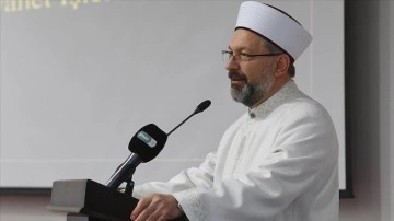 Diyanet İşleri Başkanı Erbaş, 2022 yılı haccına Türkiye'den 37 bin 770 kişinin gideceğini açıkl