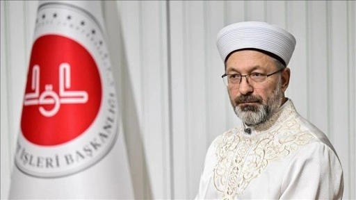 Diyanet İşleri Başkanı Erbaş'tan üç aylar ve Regaip Kandili mesajı