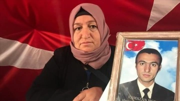 Diyarbakır annelerinden anne Ayten Elhaman: Kararlıyız, haklıyız, evlatlarımızı onlardan alacağız