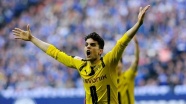 Dortmundlu futbolcu Bartra ameliyat edildi