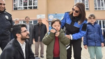 Down sendromlu çocuğun polislik hayali bir günlüğüne gerçek oldu