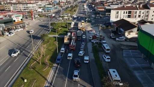 Düzce'de "trafikte fermuar sistemi" tatbikatı yapıldı