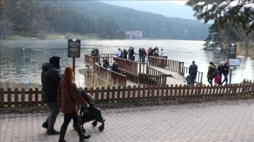 Düzce ve Bolu'daki parklarda sıcak hava yoğunluğu