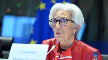 ECB Başkanı Lagarde faiz kararlarının veriye bağlı olmaya devam edeceğini söyledi