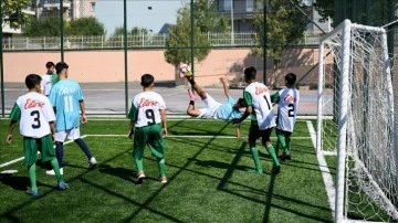 Edirne'de öğrenciler, "Yaz Mahalle Ligi" ile sporla buluştu