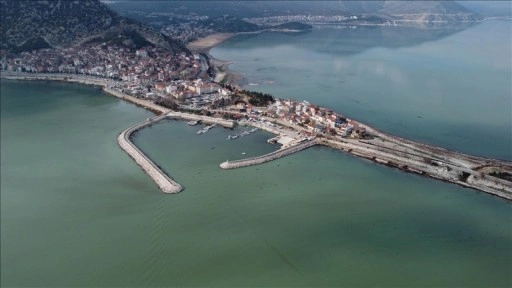 Eğirdir Gölü'nde ot ve yosun temizliği tamamlandı