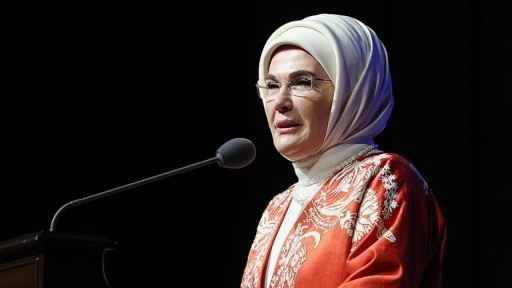 Emine Erdoğan, İslam aleminin Miraç Kandili'ni kutladı