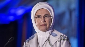 Emine Erdoğan'dan Hıncal Uluç için başsağlığı mesajı