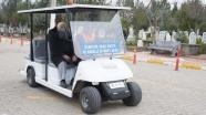 Engelli ve yaşlılara 'golf aracı' ile kabir ziyareti hizmeti