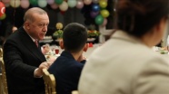 Erdoğan çifti 23 Nisan Ulusal Egemenlik ve Çocuk Bayramı&#039;nda çocuklarla iftarda buluştu