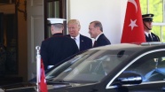 Erdoğan, Trump tarafından resmi törenle karşılandı