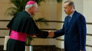 Erdoğan, Vatikan ın Ankara Büyükelçisi Russell ı kabul etti