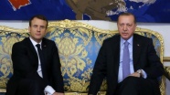 Erdoğan ve Macron ortak basın toplantısı düzenliyor