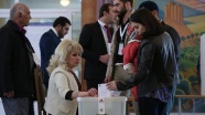 Ermenistan'da siyaset erken seçimde düğümlendi
