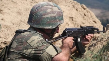 Ermenistan, sınırdaki Azerbaycan mevzilerine ateş açtı