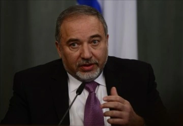 İsrail Savunma eski Bakanı Liberman, Gazze'yi tamamen susuz ve elektriksiz bırakma çağrısı yaptı