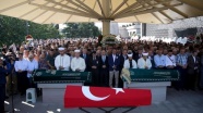 Eski TBMM Başkanı Karaduman'ın cenazesi toprağa verildi