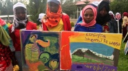 Etiyopyalı yetimler hayallerini tuvallere yansıttı