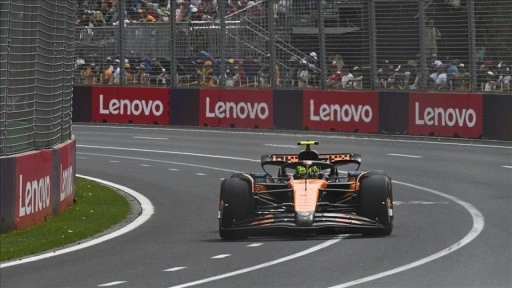 F1'de sezonun açılış etabı Avustralya Grand Prix'sini Lando Norris kazandı