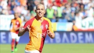 Feghouli maaşına zam istediği iddialarını yalanladı