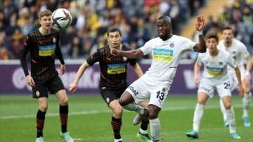 Fenerbahçe 'barış' için çıktığı maçta Shakhtar Donetsk'i yendi