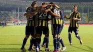 Fenerbahçe galibiyeti dört golle aldı