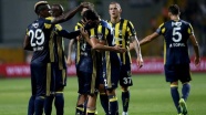 Fenerbahçe sezonun ilk galibiyetini 5 golle buldu