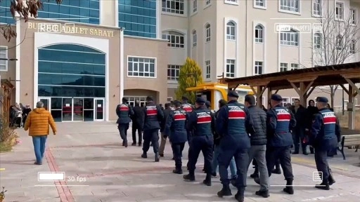 FETÖ'ye yönelik "Kıskaç-38" operasyonlarında 24 şüpheli tutuklandı