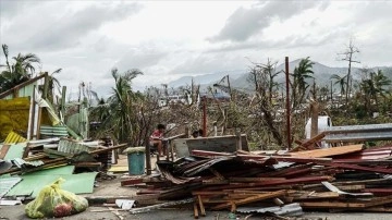 Filipinler'de tropikal fırtınanın yol açtığı sel ve heyelanlarda ölü sayısı 56'ya yükseldi