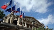 Fransa'da genel seçimin ikinci turu yarın yapılacak