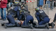 Fransa'da polis şiddetine yönelik protestolar devam ediyor