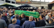 Fransa’daki yangında hayatını kaybeden 3 çocuğa cenaze töreni
