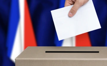Fransa’nın demokrasi krizi -Nuray Mert yazdı-