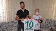 Futbolcu Emre Akbaba'dan anlamlı ziyaret