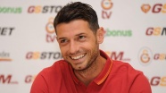 Galatasaray Dzemaili'yi Bologna'ya verdi